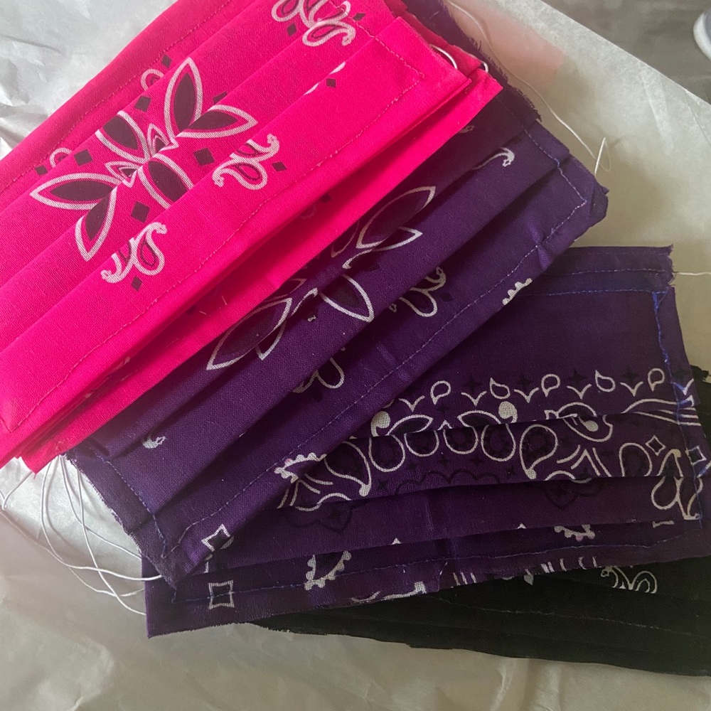 3-Ply Fitted Bandana Face Mask + Limited Editions - Picture 13 of 16